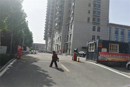 中迪绥定府.花熙樾3室2厅2卫65万108m2毛坯出售