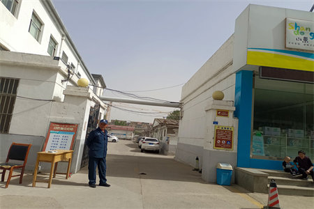 出售市中青云锦绣花城3室2厅1卫129平中档装修